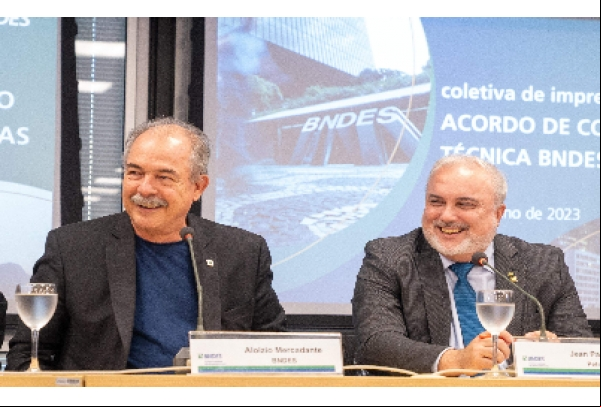 Petrobras e BNDES assinam acordo de cooperação técnica