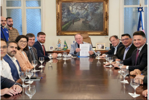 Vale, Águas de Reúso de Vitória e Cesan celebram parceria para o fornecimento de água reciclada para uso industrial