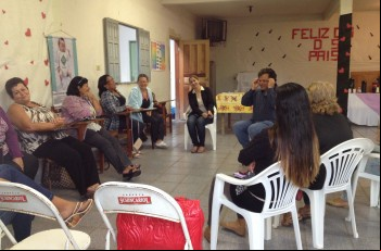 Artesãs de Barra do Riacho participam de oficina de criação e produção artesanal